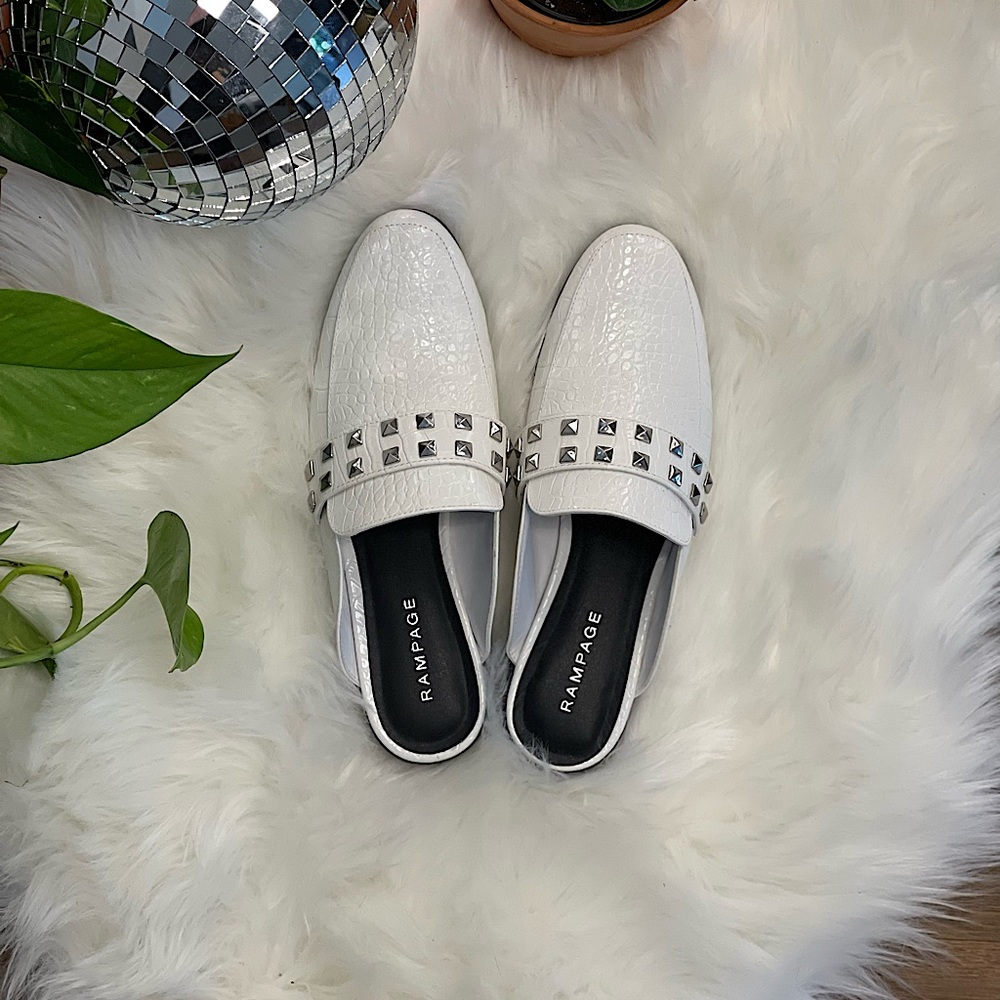 SOLD Business, but make it fashion mules, Size 8